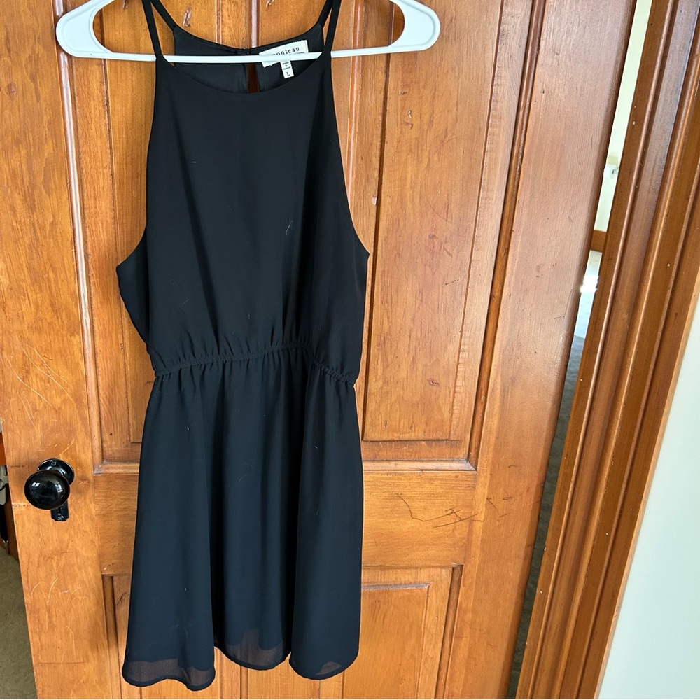 Black Sleeveless Dress